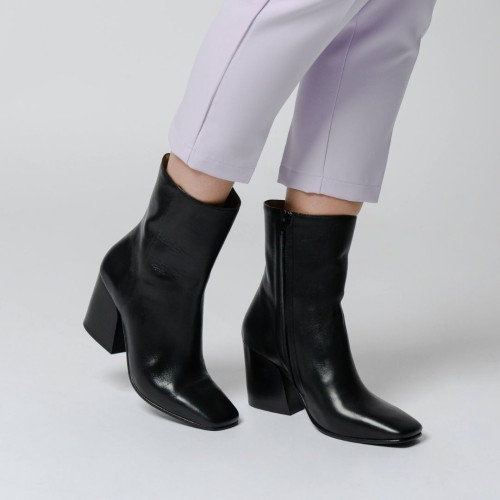 Diana Boots (black)