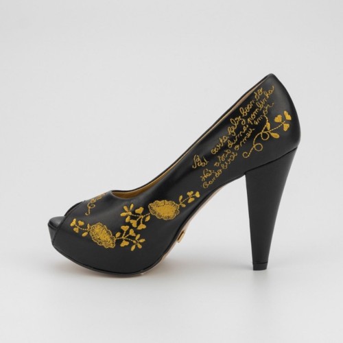 Sapato Flor de Laranjeira (Preto Dourado)